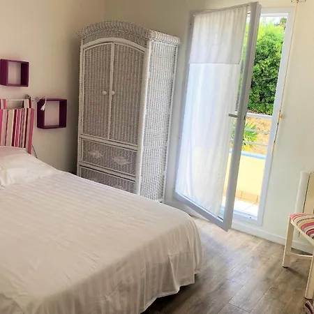 Charming Cocoon By The Sea